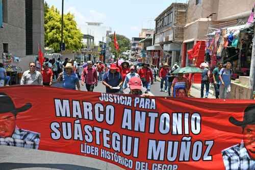 Marchan-en-Chilpancingo-para-exigir-justicia-por-el-asesinato-de-Marco-Antonio-Suastegui