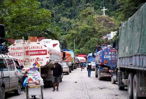 Movilizaciones-y-bloqueos-paralizan-Bolivia-gobierno-de-Paz-denuncia-proceso-conspirativo