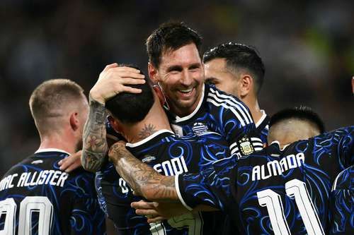 Messi-encabeza-la-lista-de-Argentina-para-el-Mundial-2026-Franco-Mastantuono-quedo-fuera
